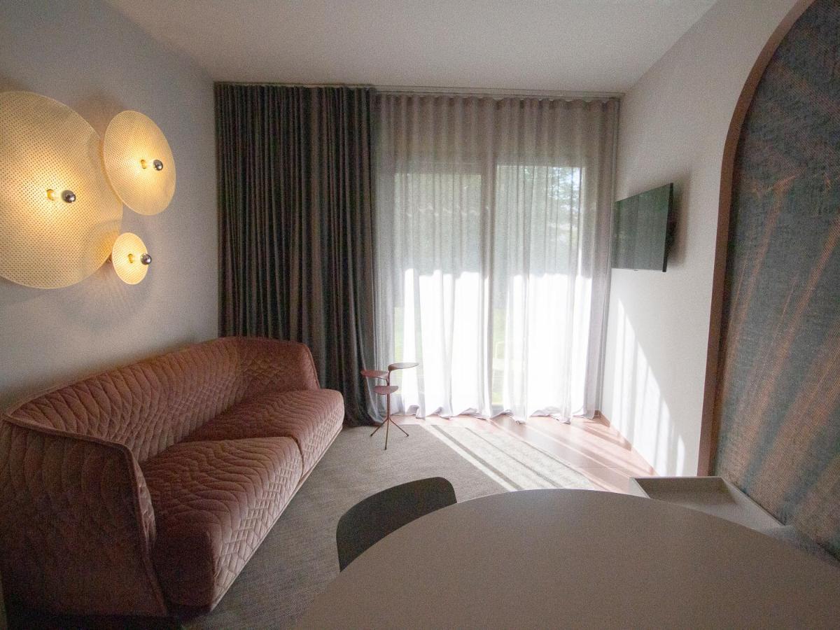 Demo Hotel Design Emotion Римини Экстерьер фото